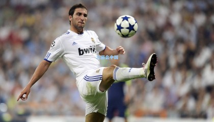 张继科回应高收费质疑，训练营氛围比金钱更重要