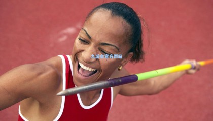 昔日联手梦碎纽约，两年前沃克力邀杜兰特加盟尼克斯，后者转投篮网改写东部格局