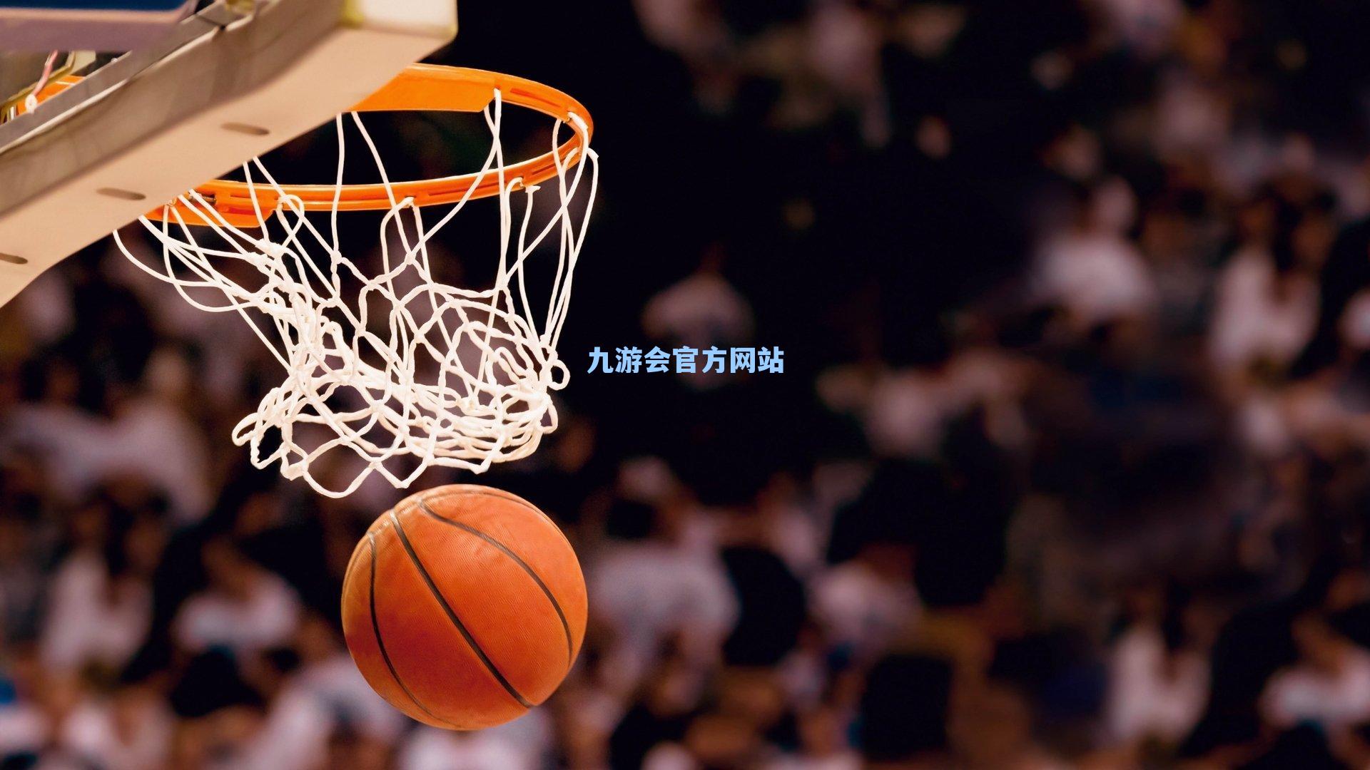 美媒预测新赛季奖项归属,詹姆斯再夺MVP,格林荣膺最佳防守球员